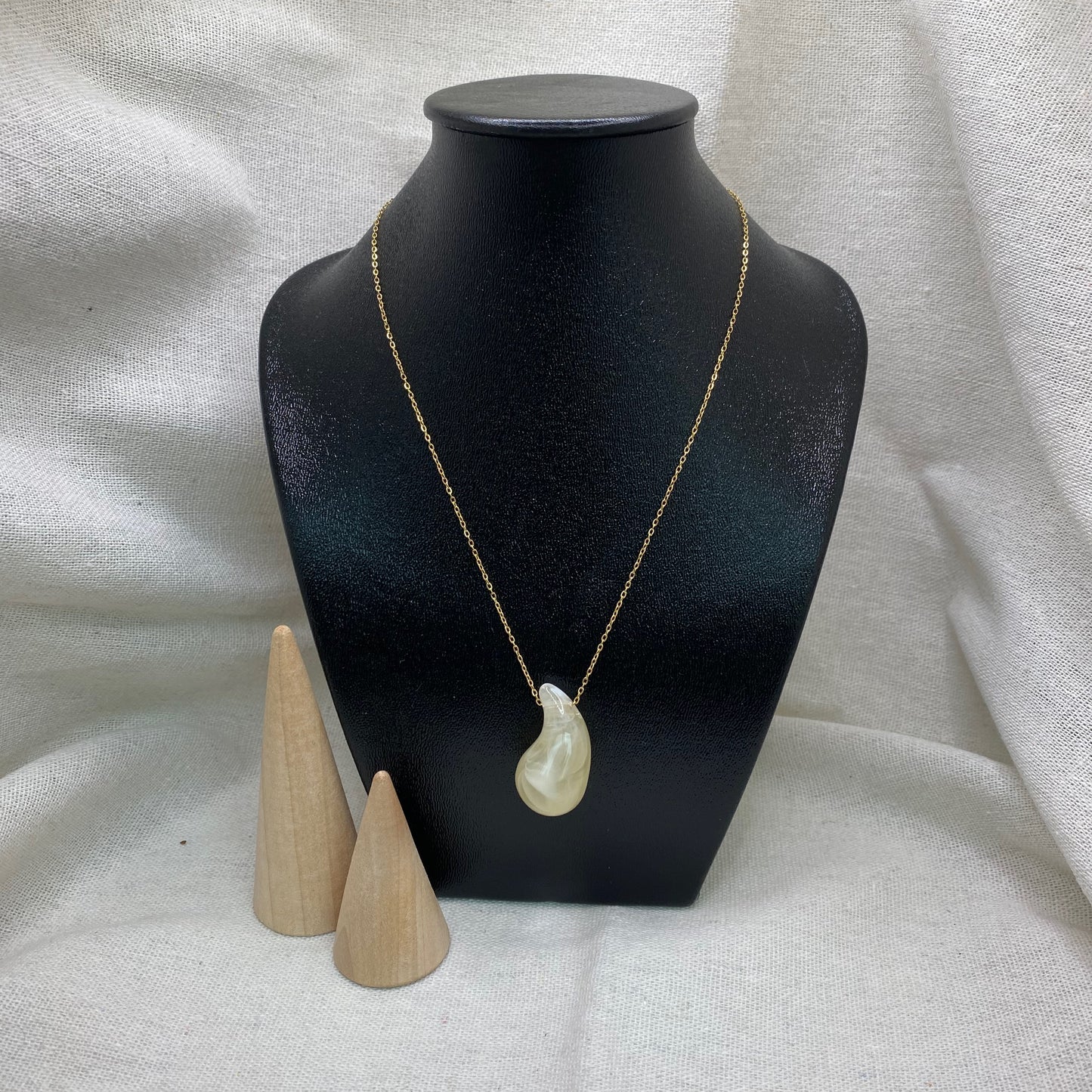 Collier Drop